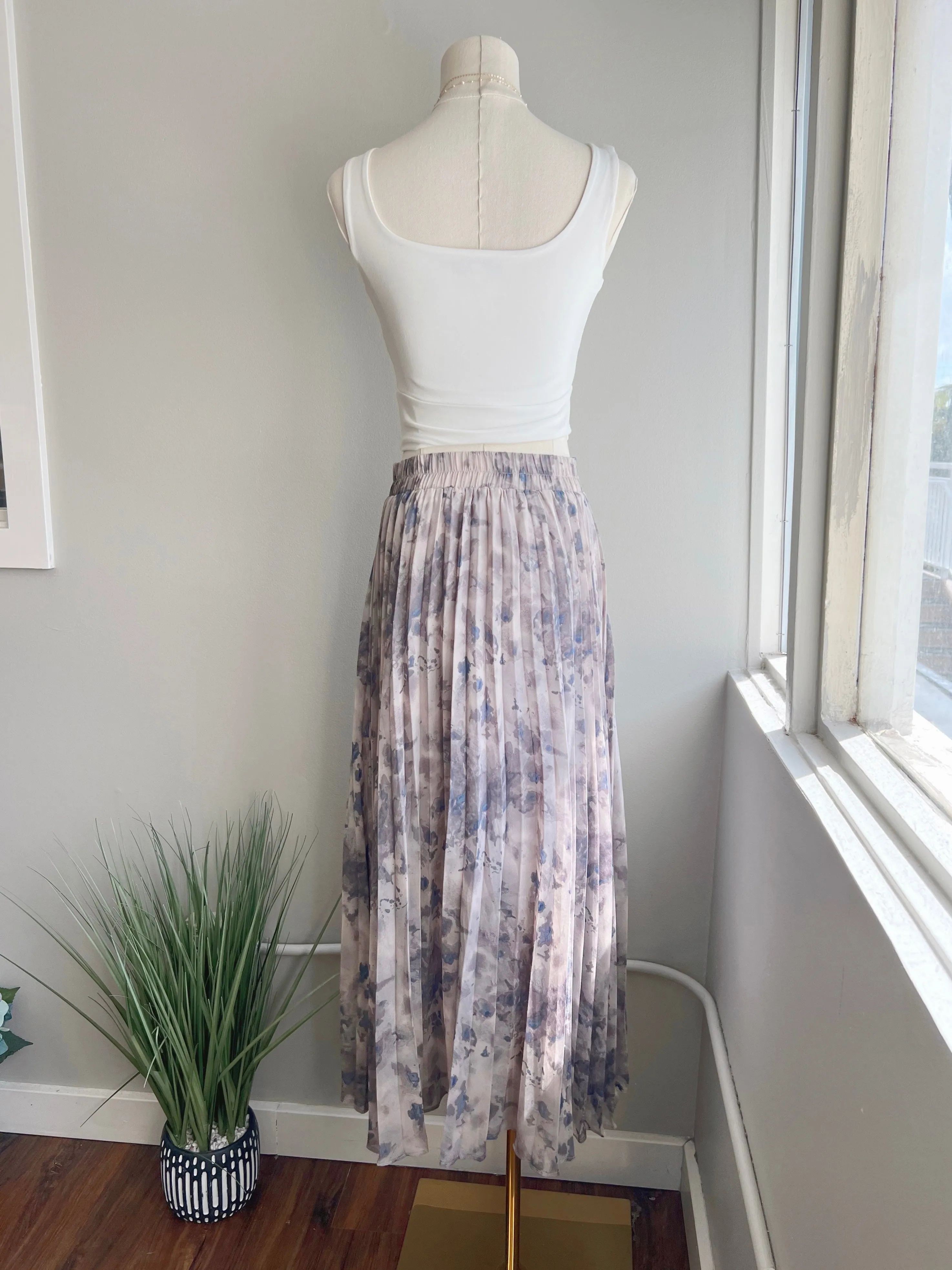 Accordion Pleated Maxi Skirt (FINAL SALE)