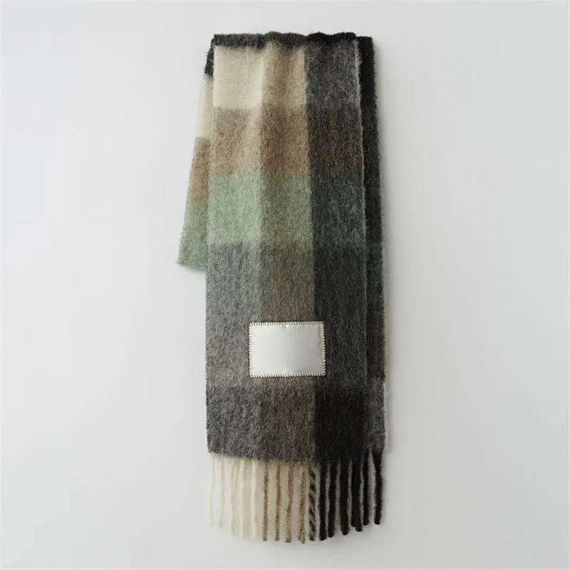 Europe latest autumn and winter multi color thickened Plaid women's scarf AC with extended Plaid shawl couple warm scarf